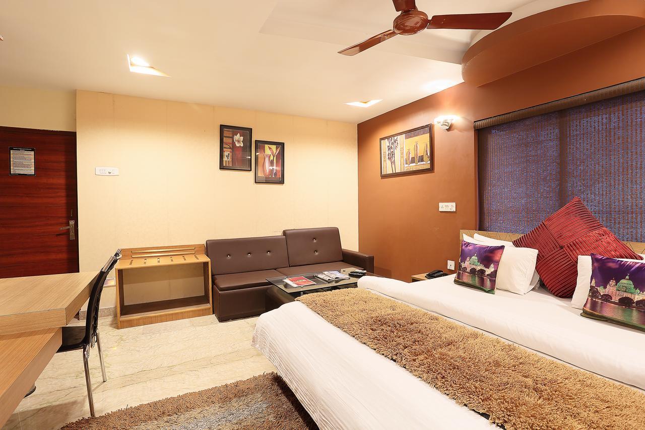 Hotel Narayani Enclave Kolkata Ngoại thất bức ảnh